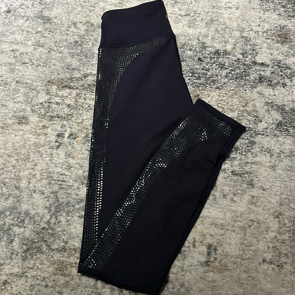 Lululemon Athletica Activewear Leggings — Dark Blue — size 4
